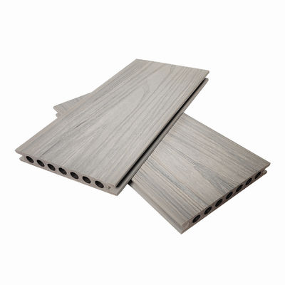 Color de madera antiguo compuesto de los tableros de suelo del Decking de la protuberancia del Co del ODM 18m m