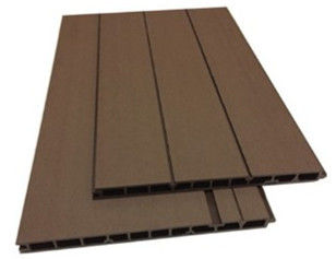 Decking al aire libre ISO14001 del panel de pared de WPC del patio trasero de encargo certificado
