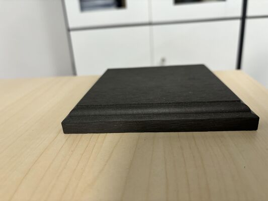 Balcón de WPC, revestimiento de extremo de piso exterior impermeable, tablero de cubierta compuesto de WPC, rodapié de extremo, cubierta de extremo de cubierta de WPC