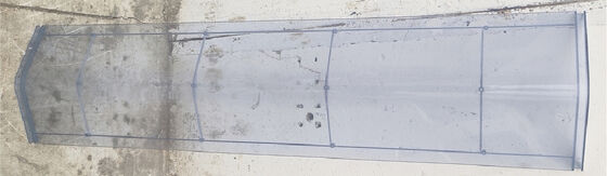 Resistente al viento Clase 8 Techo transparente ligero Respetuoso del medio ambiente Fácil de montar Panel de WPC para exteriores Casa de herramientas de jardín