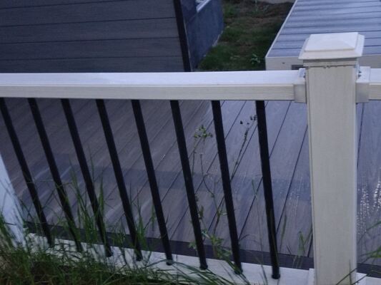 Cercado antitermitas de WPC ecológico reciclado para límites agrícolas