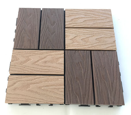 La cubierta de DIY WPC teja el suelo al aire libre del grano de madera natural de los 30*30CM para el patio casero