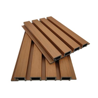 Revestimiento de pared exterior de WPC de 26 mm para uso en jardín
