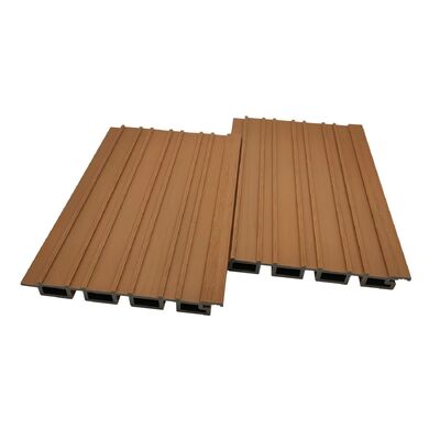 Revestimiento de pared exterior de WPC de 26 mm para uso en jardín