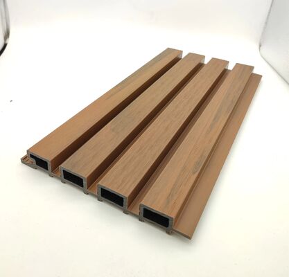 Revestimiento de pared exterior de WPC de 26 mm para jardín