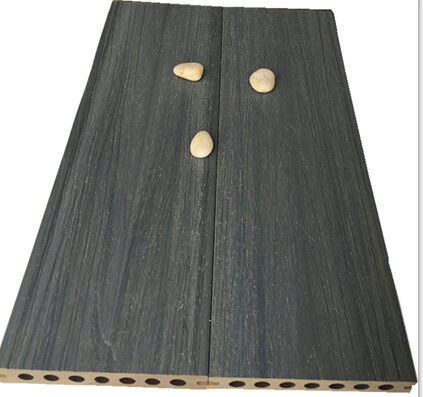 Compuesto plástico de madera del piso de WPC de la coextrusión al aire libre del Decking impermeable