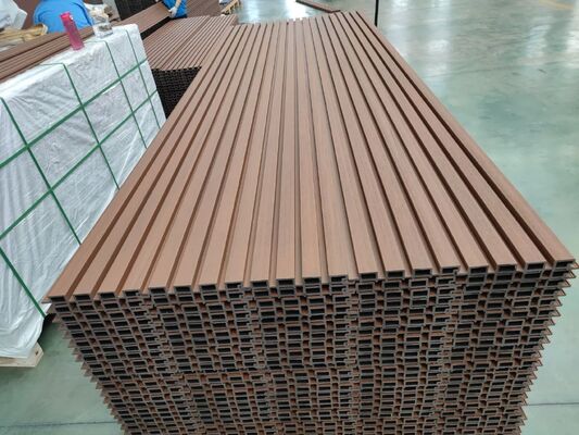 Revestimiento de pared exterior de WPC de 26 mm